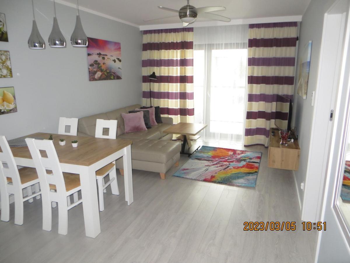 Gardenia Apartament Przy Plazy 17 จีฟโนฟ ภายนอก รูปภาพ